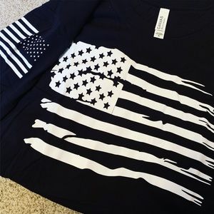 Men’s distressed American flag tshirt